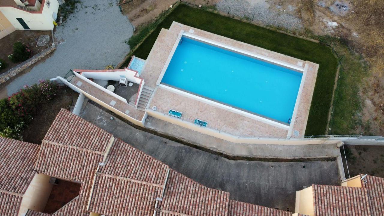 Residence Baia Sant Anna Con Piscina Tanaunella Zewnętrze zdjęcie